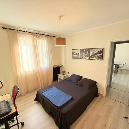 Daire Les Arenes De - Centre 10 Min Gare -parking- 2 *