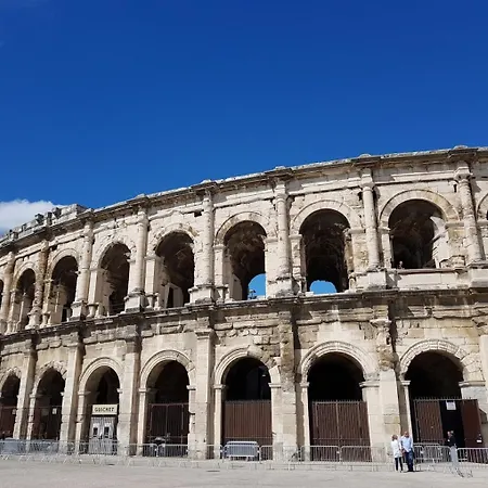 アパート Les Arenes De - Centre 10 Min Gare -parking- 2 *